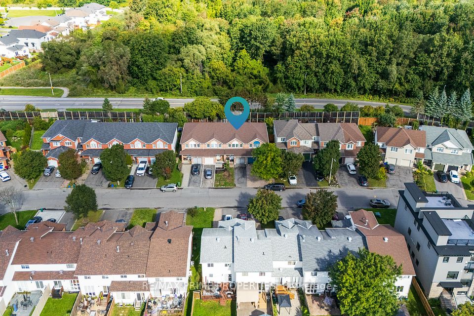33 Inverkip Avenue, Hunt Club - South Keys and Area, ON K1T 4B7 at 33 Inverkip Avenue, Hunt Club - South Keys and Area, ON K1T 4B7, Hunt Club - South Keys and Area, ON, K1T 4B7