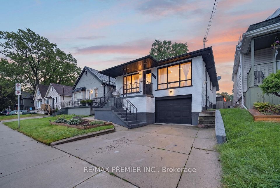 344 Queensdale Avenue, Hamilton, ON L9A 1L6 at 344 Queensdale Avenue, Hamilton, ON L9A 1L6, Hamilton, ON, L9A 1L6