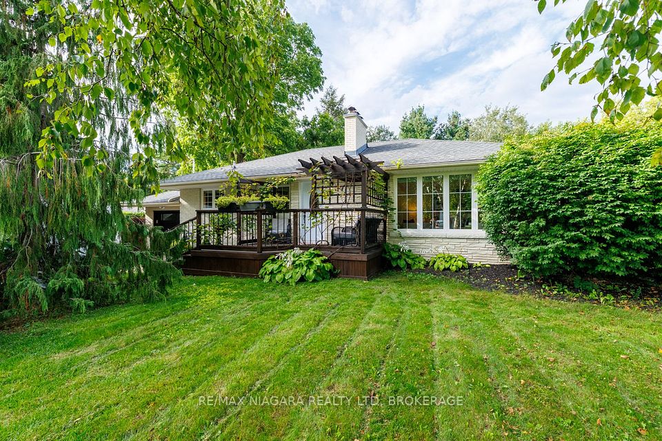42 Strathcona Drive S, Pelham, ON L0S 1E0 at 42 Strathcona Drive S, Pelham, ON L0S 1E0, Pelham, ON, L0S 1E0