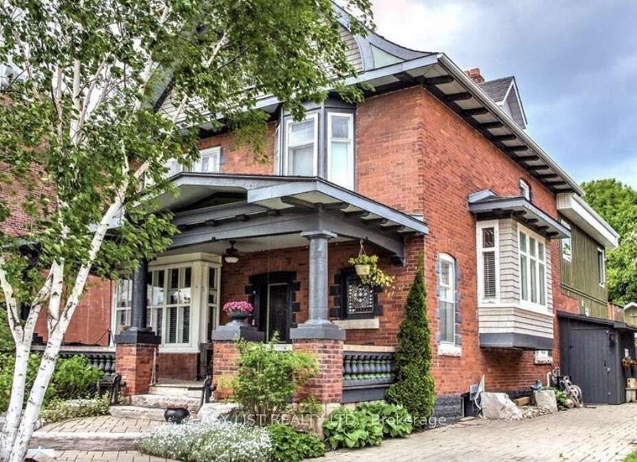 32 Nelson Street E, Meaford, ON N4L 1N6 at 32 Nelson Street E, Meaford, ON N4L 1N6, Meaford, ON, N4L 1N6
