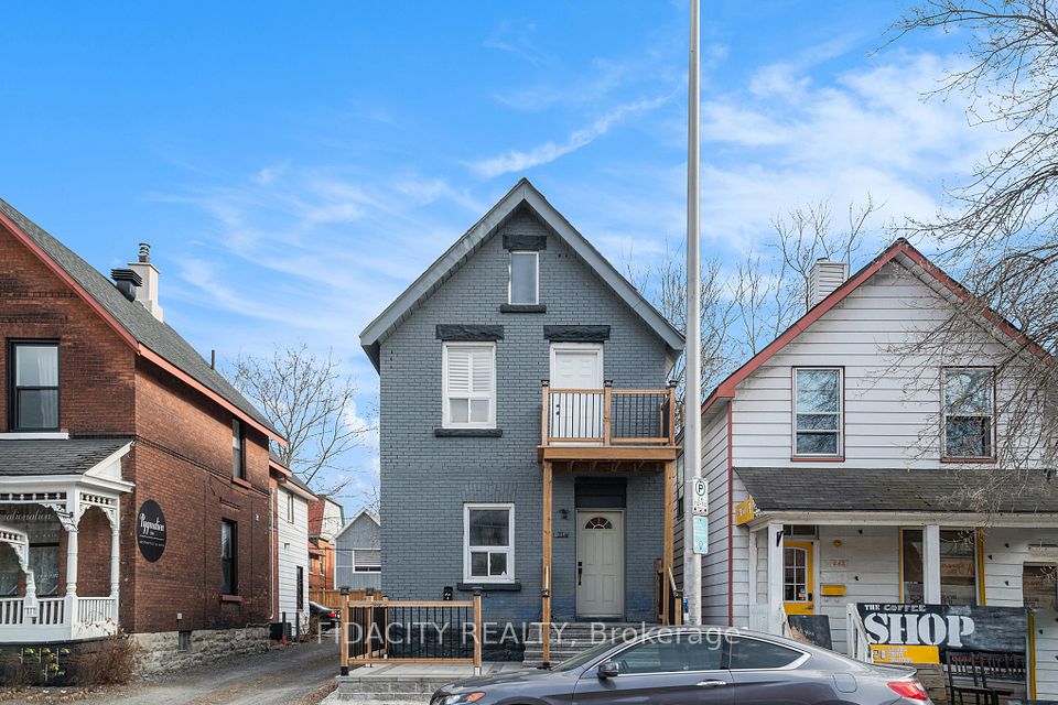640 Somerset Street W, Ottawa Centre, ON K1R 5K4