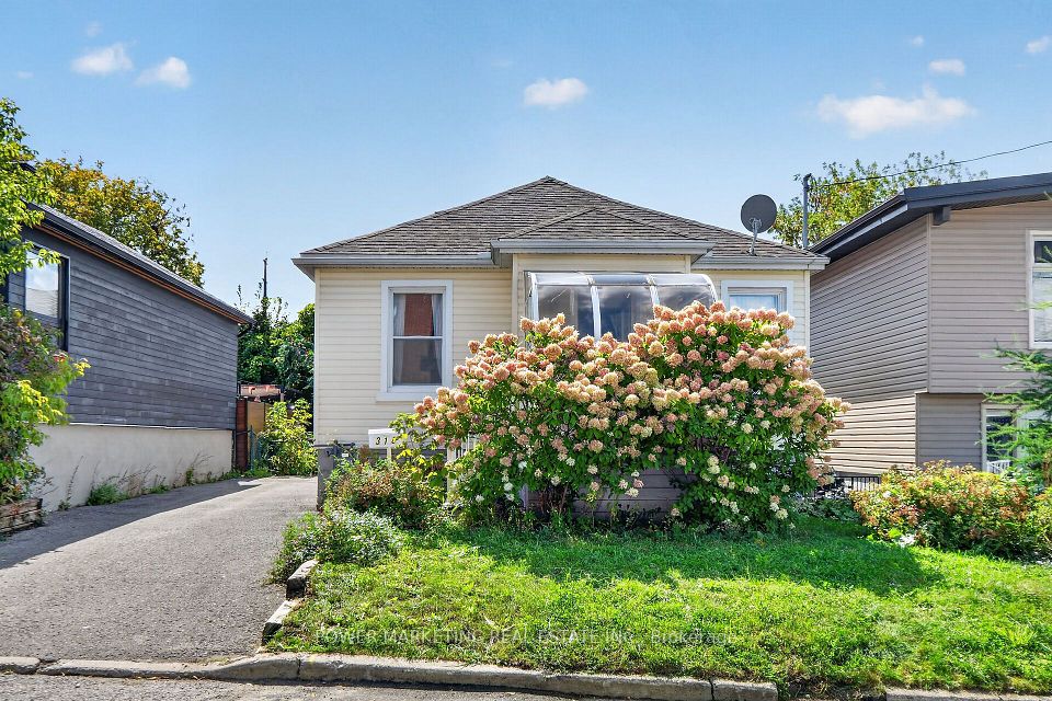 318 Shakespeare Street, Vanier and Kingsview Park, ON K1L 5M2 at 318 Shakespeare Street, Vanier and Kingsview Park, ON K1L 5M2, Vanier and Kingsview Park, ON, K1L 5M2