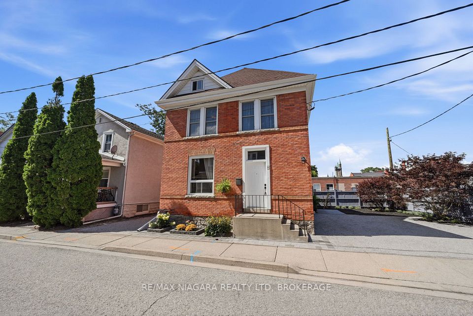 8 Trafalgar Street, St. Catharines, ON L2R 3L7 at 8 Trafalgar Street, St. Catharines, ON L2R 3L7, St. Catharines, ON, L2R 3L7