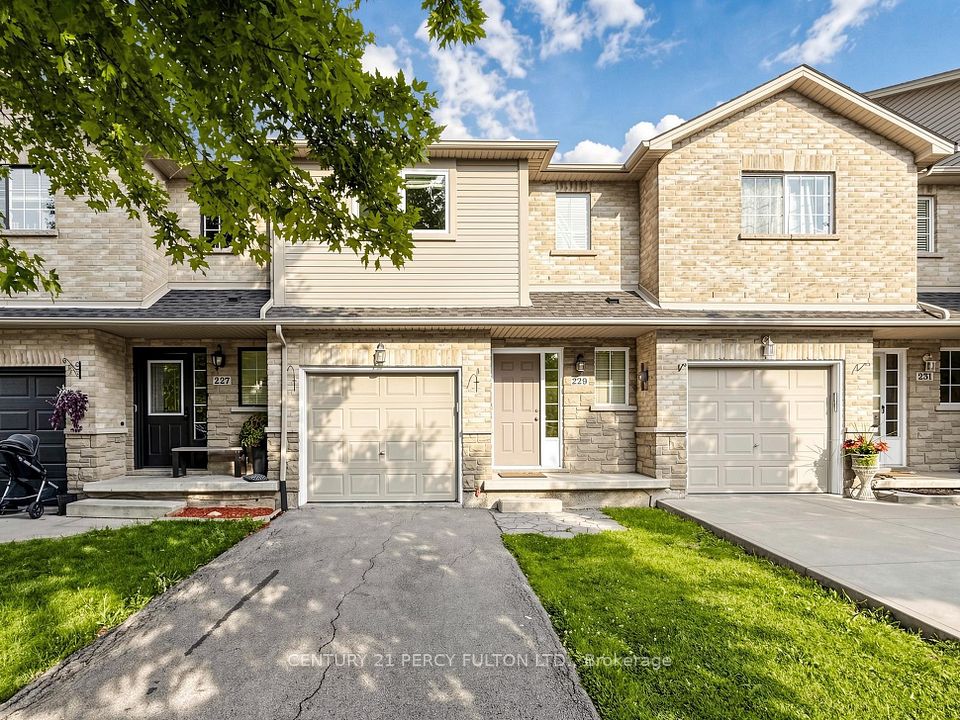 Att/Row/Townhouse at 229 Dicenzo Drive, Hamilton, ON L9B 2X7, Hamilton