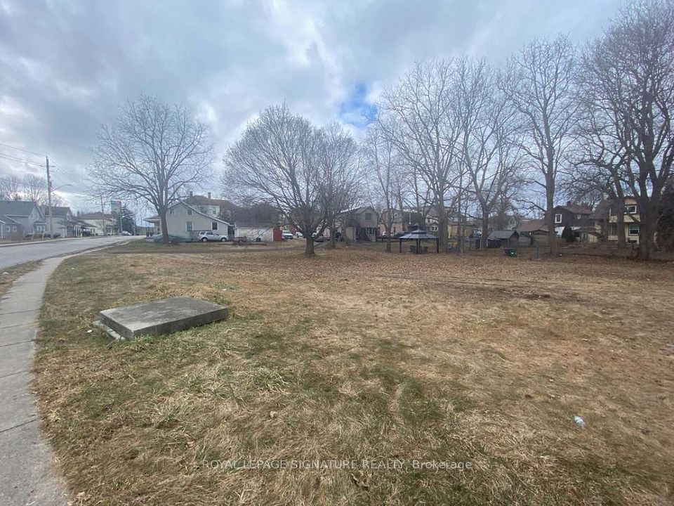 515 Main Street, Woodstock, ON N4S 1V3