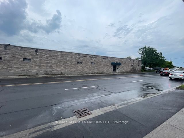 71 9th Street W, Cornwall, ON K6J 3A4
