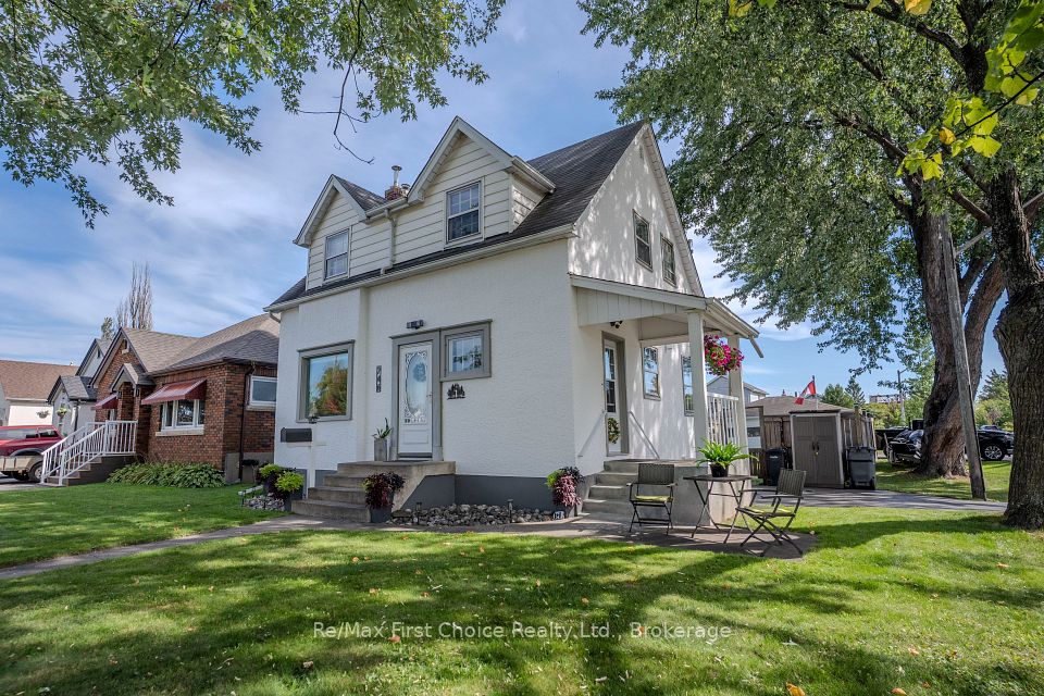 746 S Norah Street S, Thunder Bay, ON P7E 1P7 at 746 S Norah Street S, Thunder Bay, ON P7E 1P7, Thunder Bay, ON, P7E 1P7