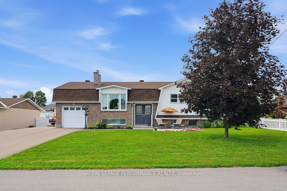 321 Sainte-Anne Street, Clarence-Rockland, ON K4K 1C1 at 321 Sainte-Anne Street, Clarence-Rockland, ON K4K 1C1, Clarence-Rockland, ON, K4K 1C1