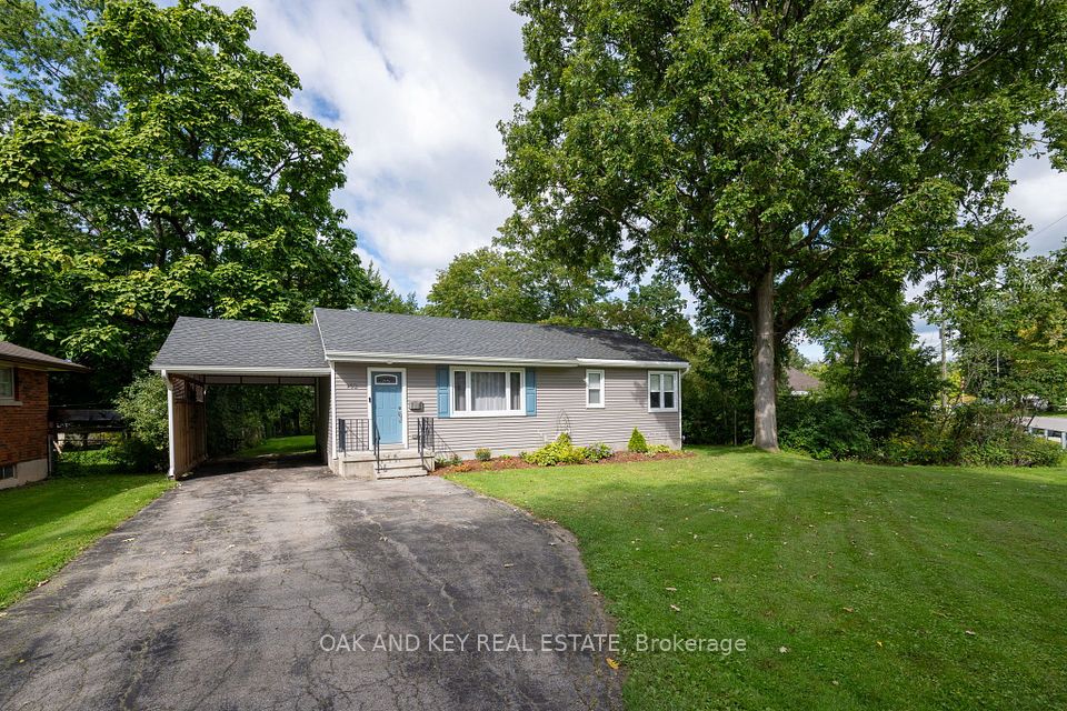 102 Crescent Avenue, Central Elgin, ON N5R 0L4 at 102 Crescent Avenue, Central Elgin, ON N5R 0L4, Central Elgin, ON, N5R 0L4