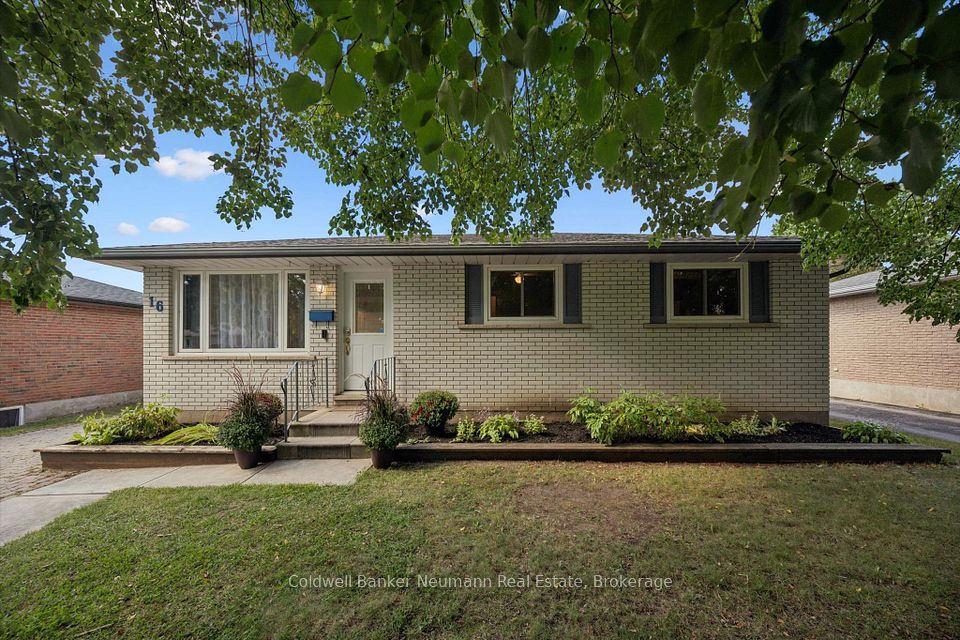 16 Argyle Drive, Guelph, ON N1G 2P2 at 16 Argyle Drive, Guelph, ON N1G 2P2, Guelph, ON, N1G 2P2