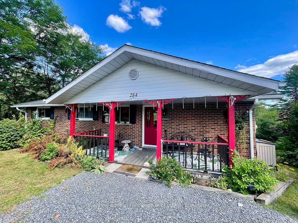 284 Lawrence Avenue, Huntsville, ON P1H 1R6 at 284 Lawrence Avenue, Huntsville, ON P1H 1R6, Huntsville, ON, P1H 1R6