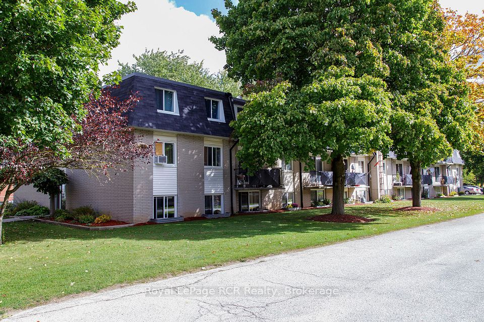 118 Preston Street S 324, Wellington North, ON N0G 1A0 at 118 Preston Street S 324, Wellington North, ON N0G 1A0, Wellington North, ON, N0G 1A0