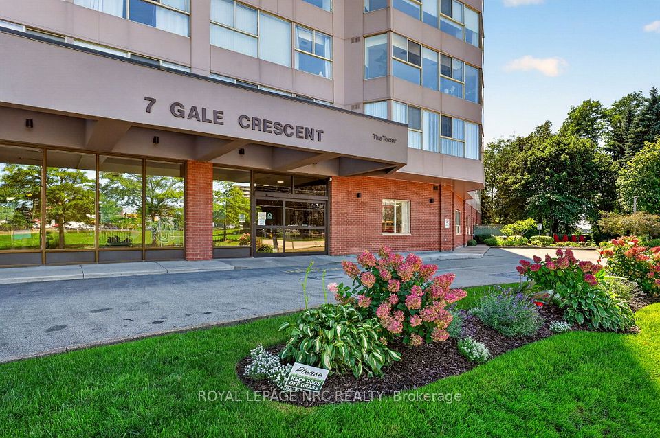 7 Gale Crescent 302, St. Catharines, ON L2R 7M8 at 7 Gale Crescent 302, St. Catharines, ON L2R 7M8, St. Catharines, ON, L2R 7M8