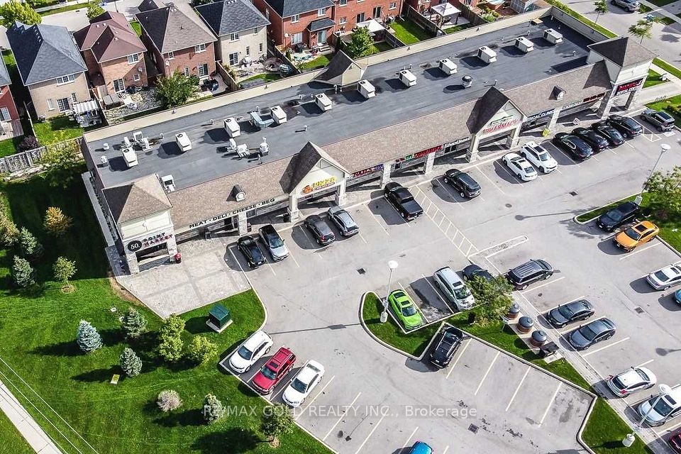 XXX XXX Road, Hamilton, ON L8E 0B2