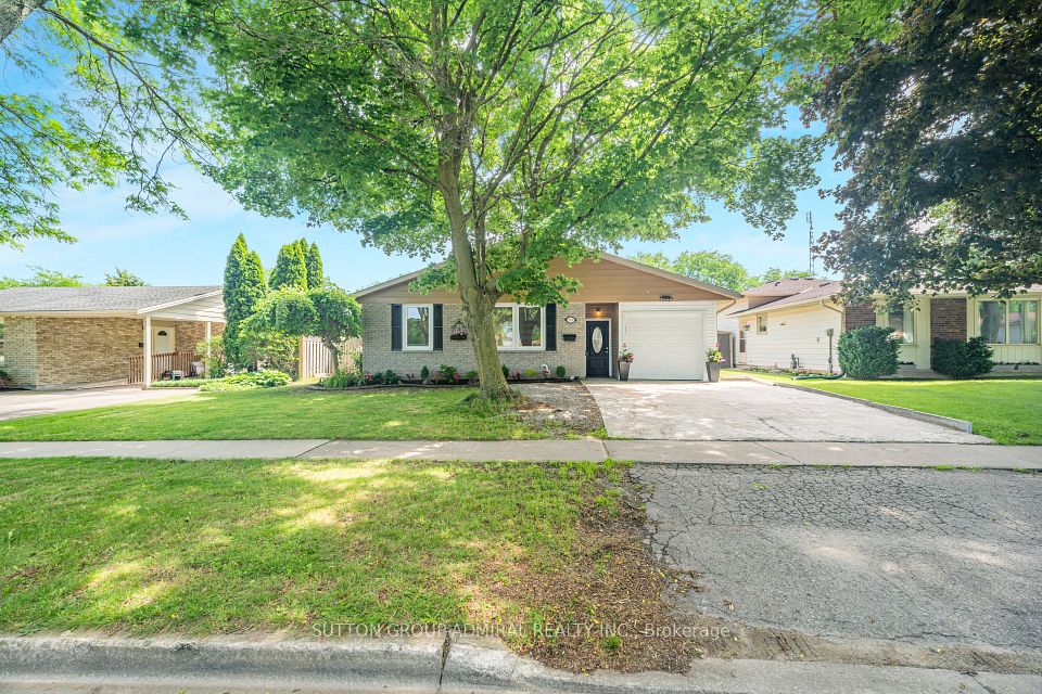 7056 Harriman Street, Niagara Falls, ON L2J 3S2 at 7056 Harriman Street, Niagara Falls, ON L2J 3S2, Niagara Falls, ON, L2J 3S2