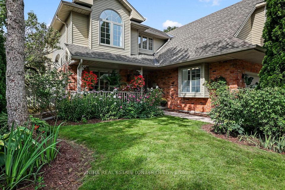 82 Masonville Crescent, London North, ON N5X 3T2 at 82 Masonville Crescent, London North, ON N5X 3T2, London North, ON, N5X 3T2