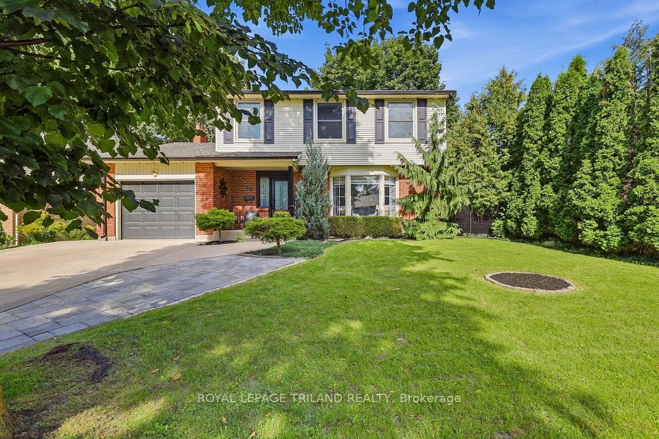32 HUNTER WOODS Crescent, London South, ON N6J 2B1 at 32 HUNTER WOODS Crescent, London South, ON N6J 2B1, London South, ON, N6J 2B1