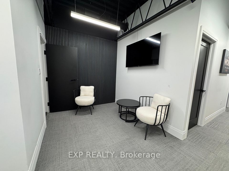156 Parkdale Avenue N Office #3, Hamilton, ON L8H 5X2