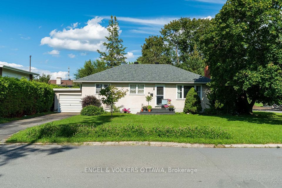 11 Hilliard Avenue, Cityview - Parkwoods Hills - Rideau Shore, ON K2E 6B8 at 11 Hilliard Avenue, Cityview - Parkwoods Hills - Rideau Shore, ON K2E 6B8, Cityview - Parkwoods Hills - Rideau Shore, ON, K2E 6B8