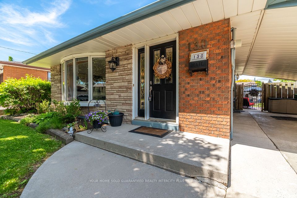 130 Burrwood Drive, Hamilton, ON L9C 3T2 at 130 Burrwood Drive, Hamilton, ON L9C 3T2, Hamilton, ON, L9C 3T2