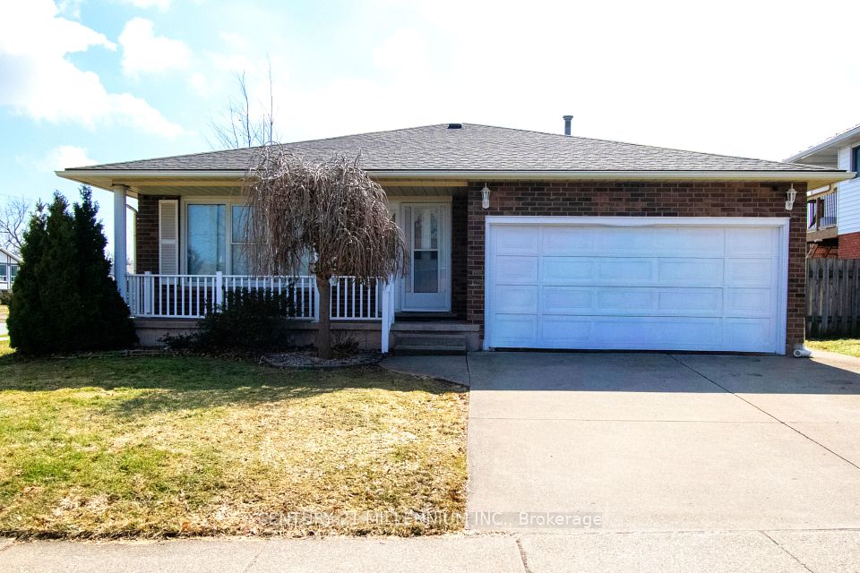 3 College Park Drive, Welland, ON L3C 6Z6 at 3 College Park Drive, Welland, ON L3C 6Z6, Welland, ON, L3C 6Z6
