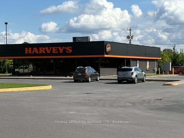 700 Brookdale Avenue, Cornwall, ON K6J 5M2