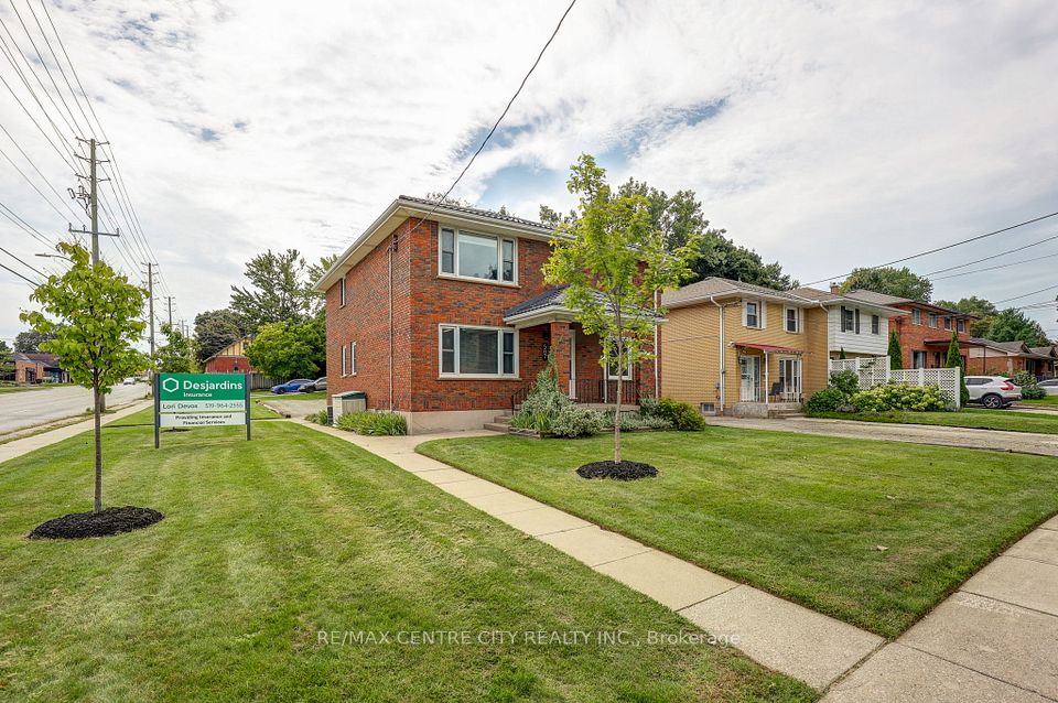 587 Lambton Street, London East, ON N5Y 4G1