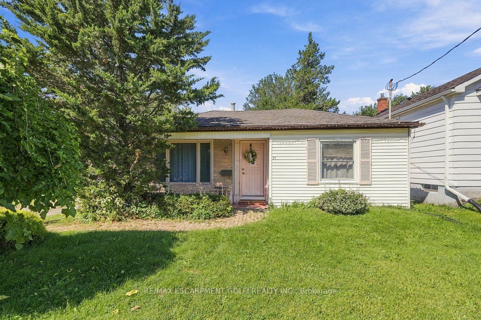 24 Barton Street, St. Catharines, ON L2S 2W1 at 24 Barton Street, St. Catharines, ON L2S 2W1, St. Catharines, ON, L2S 2W1