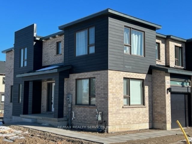 Att/Row/Townhouse at 18 Roper Place, Kitchener, ON N2R 1R2, Kitchener