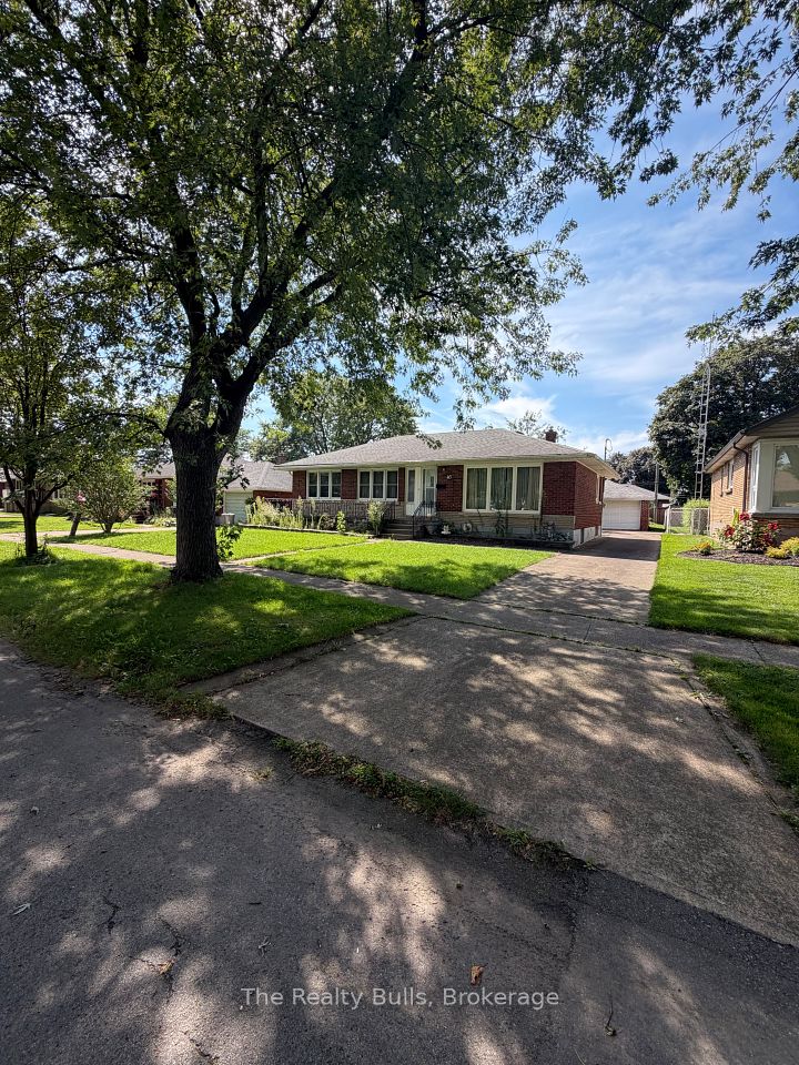 43 BARRON Street, Welland, ON L3C 2K4 at 43 BARRON Street, Welland, ON L3C 2K4, Welland, ON, L3C 2K4