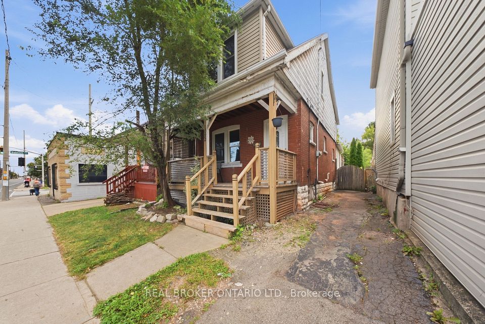 1082 Cannon Street E, Hamilton, ON L8L 2J1 at 1082 Cannon Street E, Hamilton, ON L8L 2J1, Hamilton, ON, L8L 2J1