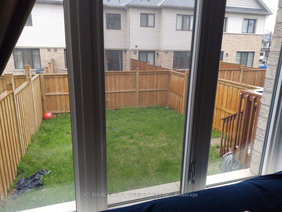 Att/Row/Townhouse at 60 Scarletwood Street, Hamilton, ON L8J 0K8, Hamilton