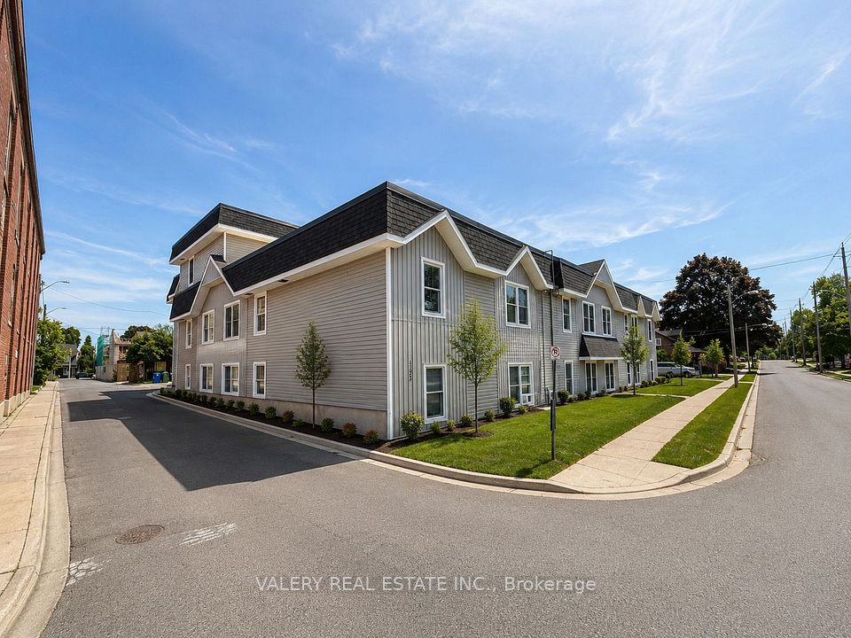 Condo Apartment at 1123 Queenston Road 303, Cambridge, ON N3H 3L1, Cambridge