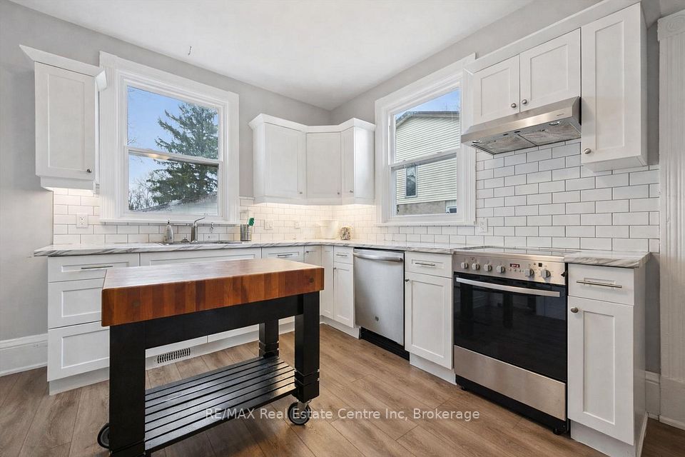 Detached at 29 Crimea Street, Guelph, ON N1H 2Y5, Guelph
