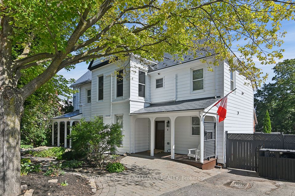 19-21 Pine Street, Brockville, ON K6V 1E9