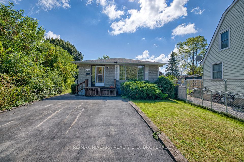 4166 Chippawa Parkway, Niagara Falls, ON L2G 6E5 at 4166 Chippawa Parkway, Niagara Falls, ON L2G 6E5, Niagara Falls, ON, L2G 6E5
