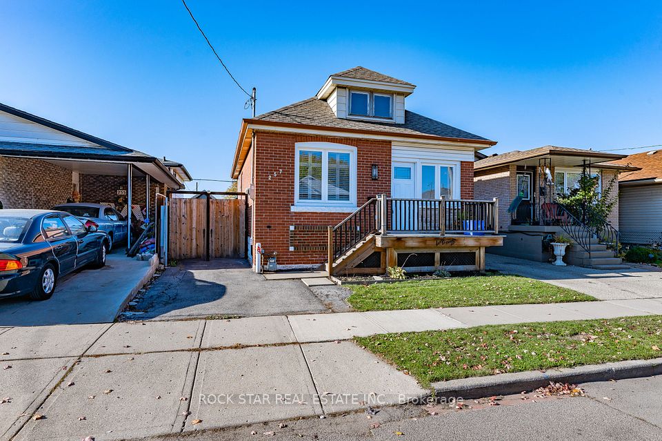 Detached at 257 Tragina Avenue N, Hamilton, ON L8H 5C9, Hamilton