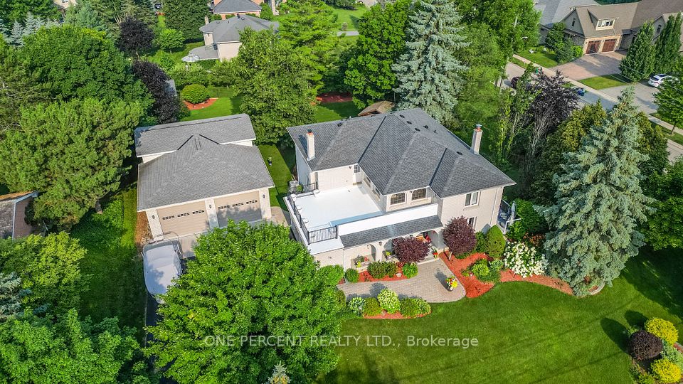 Detached at 15 MARQUETTE Drive, Kitchener, ON N2P 2H2, Kitchener