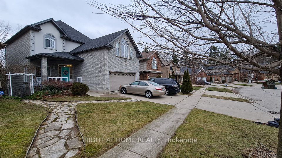 Detached at 172 Lena Crescent 2, Cambridge, ON N1R 8P6, Cambridge