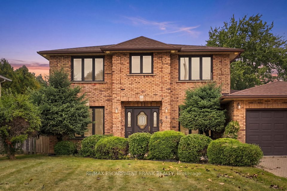 Detached at 4 Nellida Crescent, Hamilton, ON L9C 7P8, Hamilton