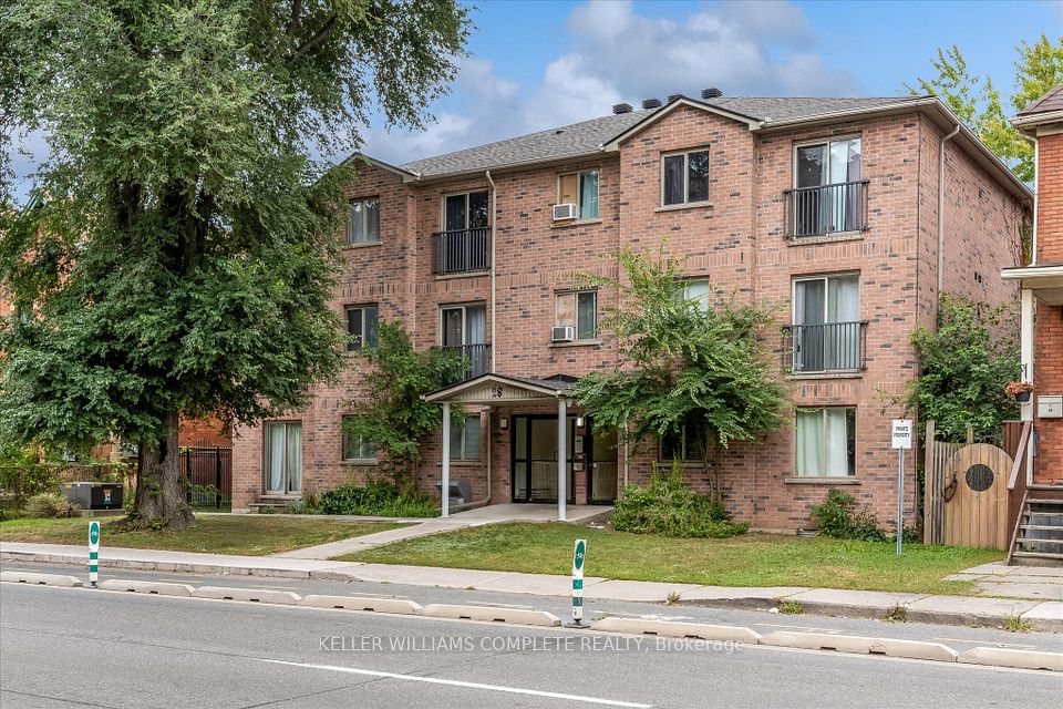 Condo Apartment at 28 Victoria Avenue N 311, Hamilton, ON L8L 5E1, Hamilton