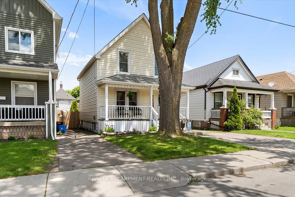 Detached at 17 Craigmiller Avenue, Hamilton, ON L8L 3H9, Hamilton