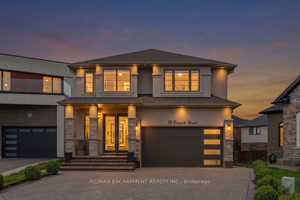 Detached at 88 Eringate Court, Hamilton, ON L8J 3Y4, Hamilton