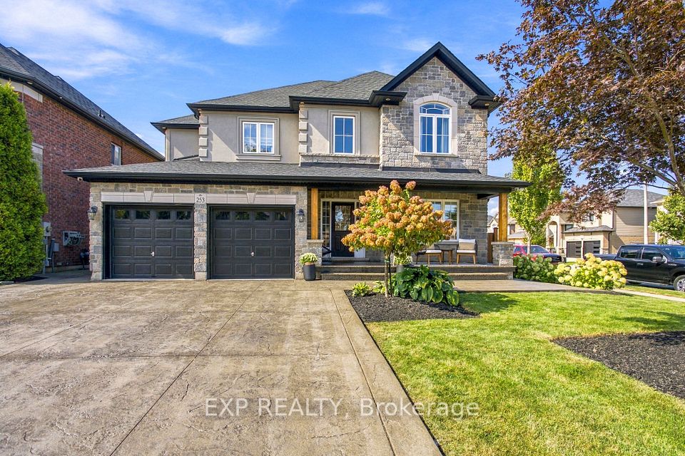 Detached at 253 Upper Mount Albion Road, Hamilton, ON L8J 1V1, Hamilton