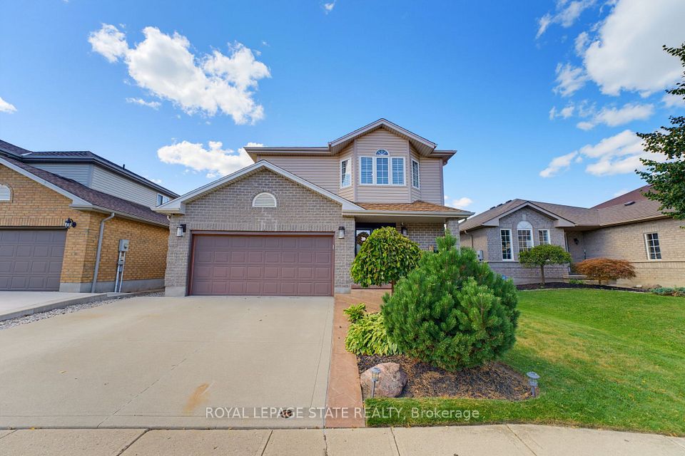 Detached at 135 Mcnichol Drive, Cambridge, ON N1P 1G8, Cambridge