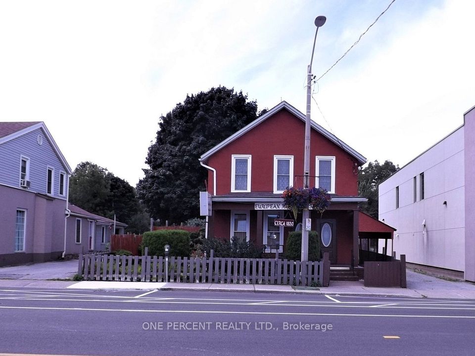 5815 Main Street, Niagara Falls, ON L2G 5Z6