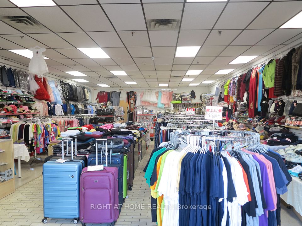 972 HAMILTON Road 8, London East, ON N5W 1V6