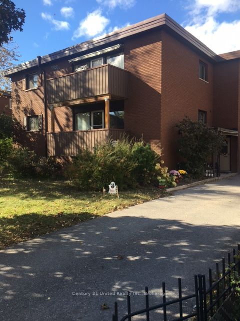 266 Romaine Street, Peterborough, ON K9J 2C5
