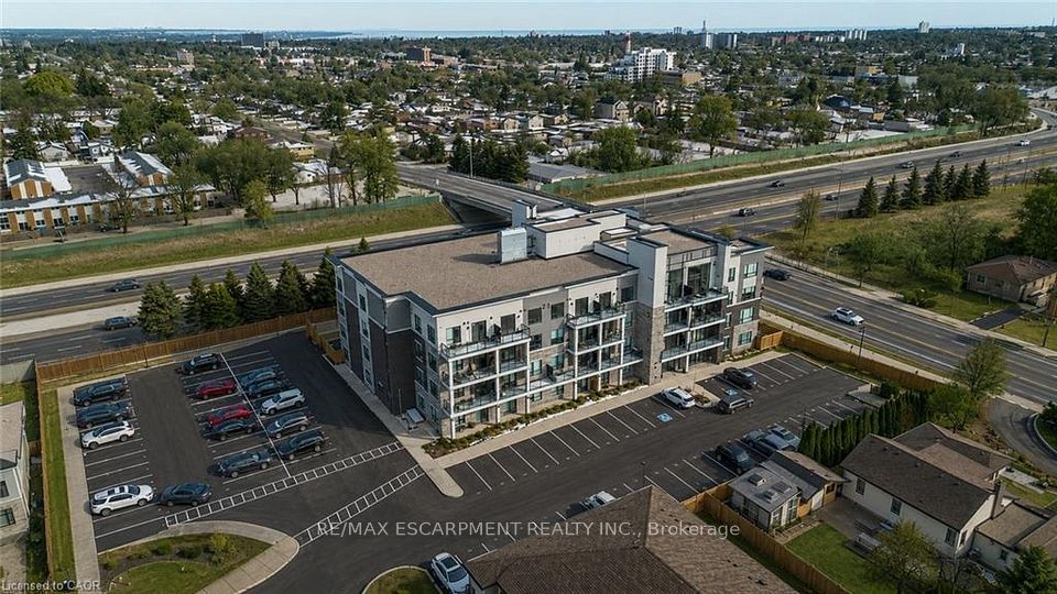Condo Apartment at 120 Springvalley Centre 107, Hamilton, ON L9C 0E4, Hamilton