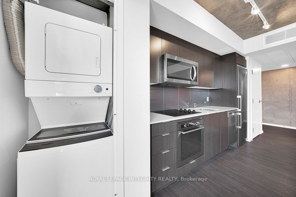 105 Champagne Avenue S 2503, Dows Lake - Civic Hospital and Area, ON K1S 5E5 8
